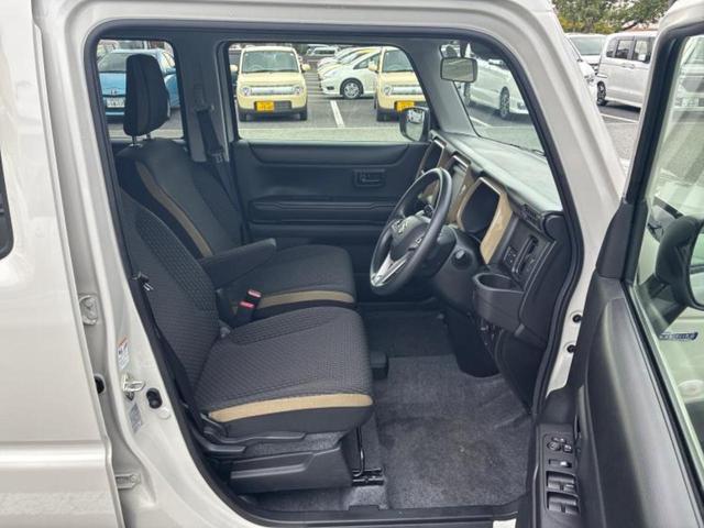 ハスラー ハイブリッドＧ　保証書／衝突安全装置／シートヒーター　運転席／車線逸脱防止支援システム／ヘッドランプ　ＨＩＤ／ＥＢＤ付ＡＢＳ／横滑り防止装置／アイドリングストップ／禁煙車／パワーウインドウ／エンジンスタートボタン（4枚目）