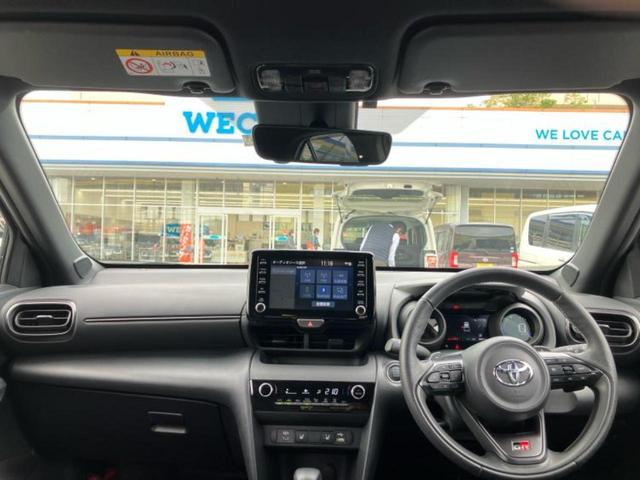 ヤリスクロス ＧＲスポーツ　新品タイヤ／保証書／ディスプレイオーディオ＋ナビ８インチ／トヨタセーフティセンス／シートヒーター　前席／車線逸脱防止支援システム／シート　ハーフレザー／ヘッドランプ　ＬＥＤ／ＵＳＢジャック　ＥＴＣ（6枚目）