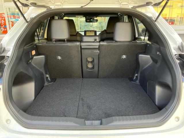 ヤリスクロス ＧＲスポーツ　新品タイヤ／保証書／ディスプレイオーディオ＋ナビ８インチ／トヨタセーフティセンス／シートヒーター　前席／車線逸脱防止支援システム／シート　ハーフレザー／ヘッドランプ　ＬＥＤ／ＵＳＢジャック　ＥＴＣ（20枚目）