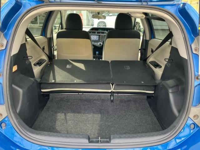 アクア Ｓ　新品タイヤ／保証書／純正　ＳＤナビ／Ｂｌｕｅｔｏｏｔｈ接続／ＥＴＣ／ＥＢＤ付ＡＢＳ／横滑り防止装置／アイドリングストップ／地上波デジタルチューナー／ＤＶＤ／エアバッグ　運転席／エアバッグ　助手席（21枚目）