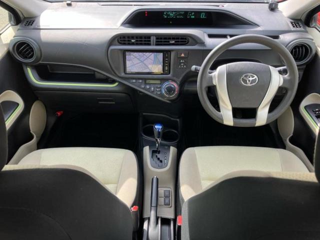 アクア Ｓ　新品タイヤ／保証書／純正　ＳＤナビ／Ｂｌｕｅｔｏｏｔｈ接続／ＥＴＣ／ＥＢＤ付ＡＢＳ／横滑り防止装置／アイドリングストップ／地上波デジタルチューナー／ＤＶＤ／エアバッグ　運転席／エアバッグ　助手席（30枚目）