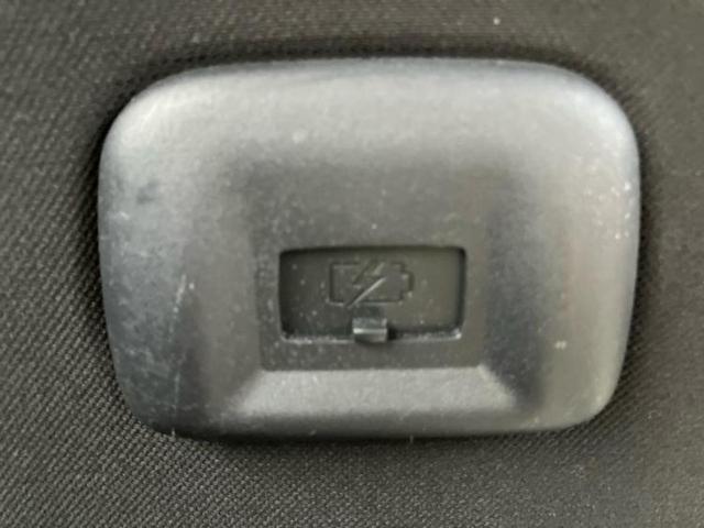 セレナ ハイウェイスターＶ　新品タイヤ／保証書／純正　１０インチ　ＳＤナビ／インテリジェントルームミラー／衝突安全装置／両側電動スライドドア／アラウンドビューモニター／車線逸脱防止支援システム／プロパイロット　全周囲カメラ（49枚目）