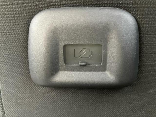 セレナ ハイウェイスターＶ　新品タイヤ／保証書／純正　１０インチ　ＳＤナビ／インテリジェントルームミラー／衝突安全装置／両側電動スライドドア／アラウンドビューモニター／車線逸脱防止支援システム／プロパイロット　全周囲カメラ（50枚目）