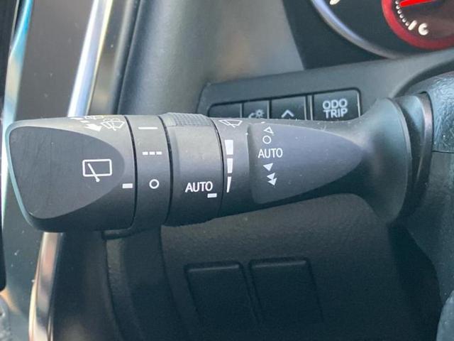 アルファード Ｓ　Ｃパッケージ　サンルーフ／保証書／純正　１０インチ　ＳＤナビ／フリップダウンモニター　純正　１０．１インチ／トヨタセーフティセンス／両側電動スライドドア／シートエアコン／車線逸脱防止支援システム　革シート　ＥＴＣ（17枚目）