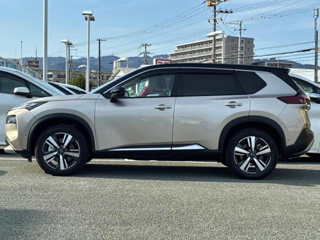 エクストレイル 4WD G e-4ORCE 保証書/ディスプレイオーディオ+ナビ12.3インチ/インテリジェントルームミラー/エマージェンシーブレーキ/シートヒーター/アラウンドビューモニター/車線逸脱防止支援システム/シート 合皮 電動シート(2枚目)