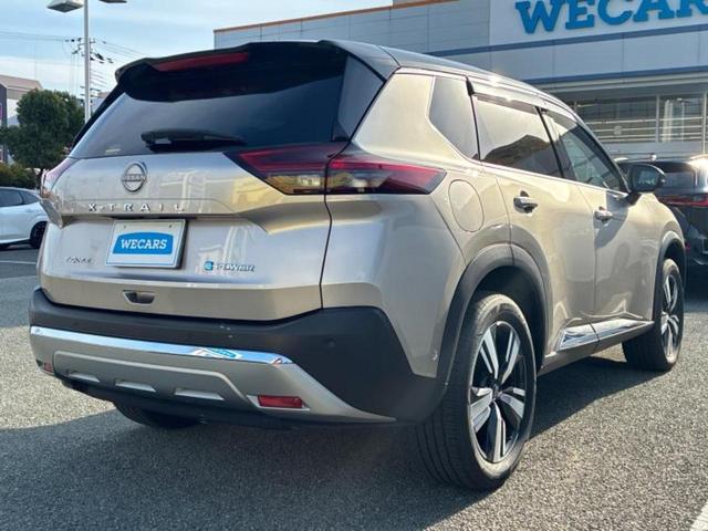 エクストレイル 4WD G e-4ORCE 保証書/ディスプレイオーディオ+ナビ12.3インチ/インテリジェントルームミラー/エマージェンシーブレーキ/シートヒーター/アラウンドビューモニター/車線逸脱防止支援システム/シート 合皮 電動シート(3枚目)