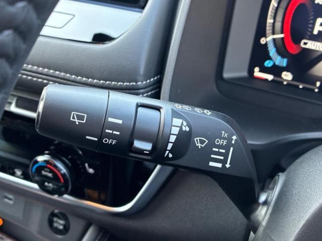 エクストレイル 4WD G e-4ORCE 保証書/ディスプレイオーディオ+ナビ12.3インチ/インテリジェントルームミラー/エマージェンシーブレーキ/シートヒーター/アラウンドビューモニター/車線逸脱防止支援システム/シート 合皮 電動シート(17枚目)