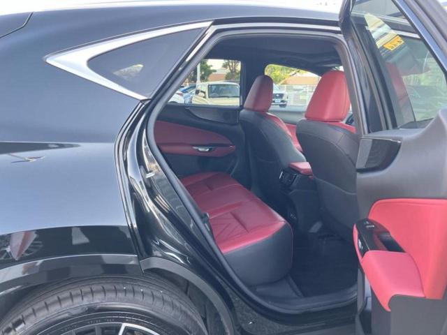 NX NX250バージョンL サンルーフ/保証書/ディスプレイオーディオ+ナビ14インチ/プリクラッシュセーフティ/シートヒーター/パノラミックビューモニター/車線逸脱防止支援システム/シート 合皮 衝突被害軽減システム ドラレコ(8枚目)