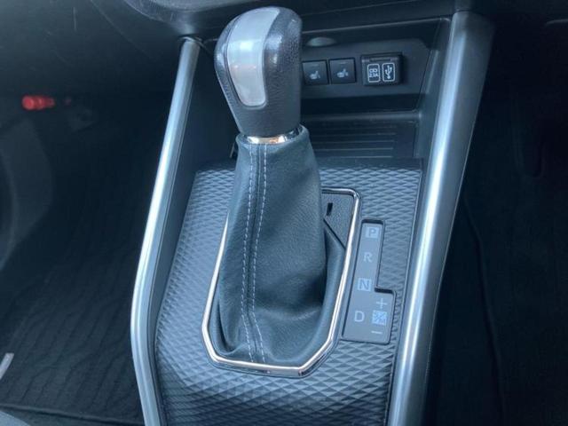 ロッキー プレミアム　保証書／純正　９インチ　ＳＤナビ／スマートアシスト（トヨタ・ダイハツ）／シートヒーター／パノラマモニター／車線逸脱防止支援システム／パーキングアシスト　バックガイド　衝突被害軽減システム　全周囲カメラ（18枚目）