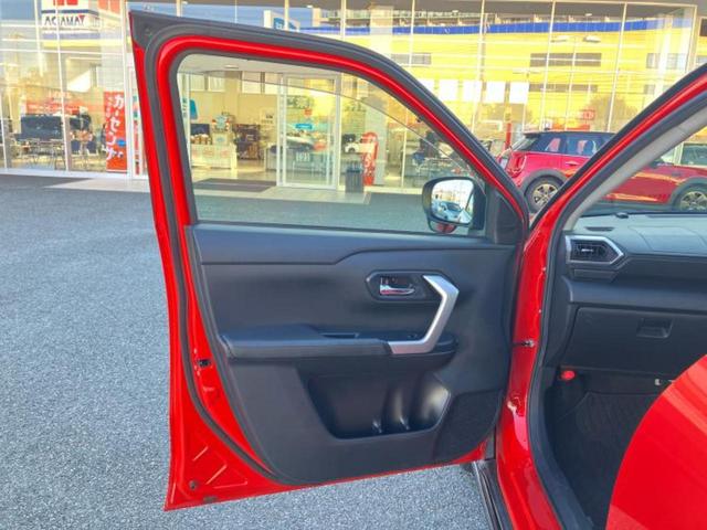 ロッキー プレミアム　保証書／純正　９インチ　ＳＤナビ／スマートアシスト（トヨタ・ダイハツ）／シートヒーター／パノラマモニター／車線逸脱防止支援システム／パーキングアシスト　バックガイド　衝突被害軽減システム　全周囲カメラ（25枚目）