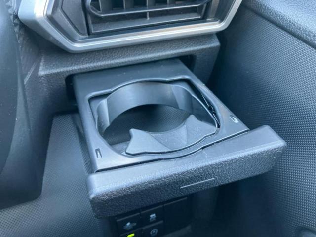 ロッキー プレミアム　保証書／純正　９インチ　ＳＤナビ／スマートアシスト（トヨタ・ダイハツ）／シートヒーター／パノラマモニター／車線逸脱防止支援システム／パーキングアシスト　バックガイド　衝突被害軽減システム　全周囲カメラ（41枚目）