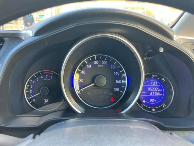 フィット １３Ｇ・Ｌパッケージ　純正　ＳＤナビ／シティーブレーキアクティブシステム（ホンダ）／パーキングアシスト　バックガイド／ヘッドランプ　ＬＥＤ／ＥＴＣ／ＥＢＤ付ＡＢＳ／横滑り防止装置／アイドリングストップ　バックカメラ（15枚目）