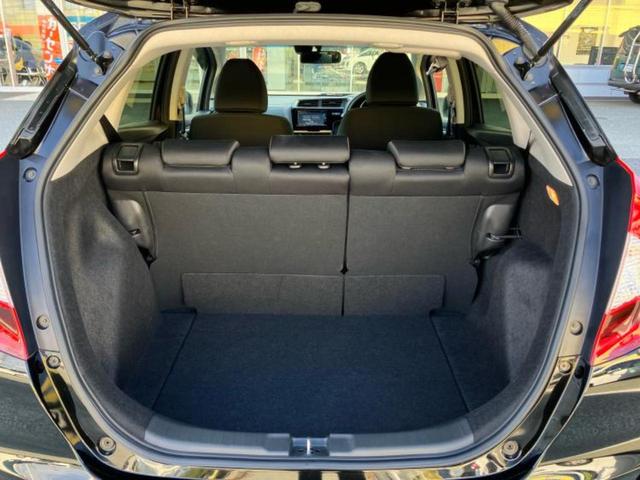 フィット １３Ｇ・Ｆコンフォートエディション　新品タイヤ／保証書／純正　ＳＤナビ／衝突安全装置／シートヒーター／パーキングアシスト　バックガイド／ＵＳＢジャック／Ｂｌｕｅｔｏｏｔｈ接続／ＥＴＣ／ＥＢＤ付ＡＢＳ／横滑り防止装置　衝突被害軽減システム（20枚目）