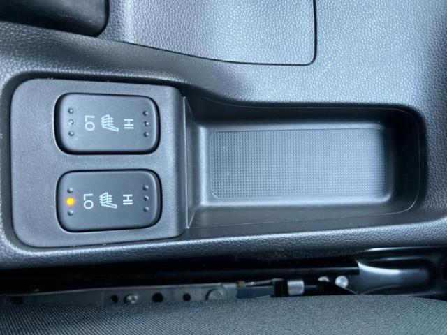 フィット １３Ｇ・Ｆコンフォートエディション　新品タイヤ／保証書／純正　ＳＤナビ／衝突安全装置／シートヒーター／パーキングアシスト　バックガイド／ＵＳＢジャック／Ｂｌｕｅｔｏｏｔｈ接続／ＥＴＣ／ＥＢＤ付ＡＢＳ／横滑り防止装置　衝突被害軽減システム（42枚目）