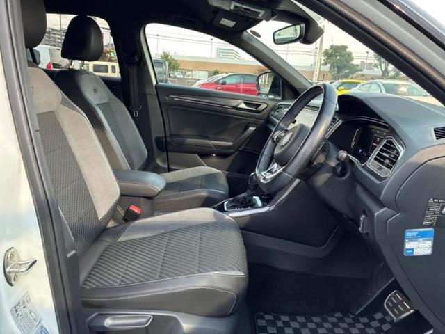 Ｔ－ロック ＴＤＩ　Ｒライン　保証書／純正　８インチ　ＳＤナビ／衝突安全装置／車線逸脱防止支援システム／シート　ハーフレザー／パーキングアシスト　バックガイド／電動バックドア／ヘッドランプ　ＬＥＤ／ＵＳＢジャック　バックカメラ（4枚目）