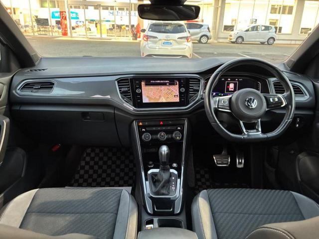 Ｔ－ロック ＴＤＩ　Ｒライン　保証書／純正　８インチ　ＳＤナビ／衝突安全装置／車線逸脱防止支援システム／シート　ハーフレザー／パーキングアシスト　バックガイド／電動バックドア／ヘッドランプ　ＬＥＤ／ＵＳＢジャック　バックカメラ（24枚目）