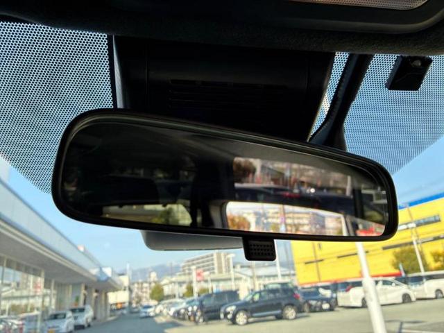 ヴォクシー ハイブリッドＺＳキラメキ２　保証書／純正　１０インチ　ＳＤナビ／フリップダウンモニター　純正　１２．８インチ／トヨタセーフティセンス／両側電動スライドドア／車線逸脱防止支援システム／パーキングアシスト　バックガイド　バックカメラ（45枚目）