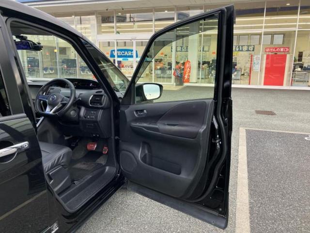 セレナ ハイウェイスターＶセレクション　新品タイヤ／保証書／純正　９インチ　ＳＤナビ／フリップダウンモニター　純正　１０．２インチ／エマージェンシーブレーキ／両側電動スライドドア／アラウンドビューモニター／車線逸脱防止支援システム　ドラレコ（22枚目）