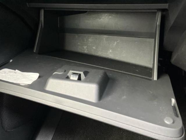 セレナ ハイウェイスターＶセレクション　新品タイヤ／保証書／純正　９インチ　ＳＤナビ／フリップダウンモニター　純正　１０．２インチ／エマージェンシーブレーキ／両側電動スライドドア／アラウンドビューモニター／車線逸脱防止支援システム　ドラレコ（37枚目）