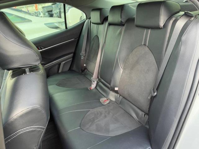カムリ Ｇ　新品タイヤ／サンルーフ／保証書／純正　ＳＤナビ／トヨタセーフティセンス／車線逸脱防止支援システム／パーキングアシスト　バックガイド／ヘッドランプ　ＬＥＤ／Ｂｌｕｅｔｏｏｔｈ接続／ＥＴＣ　バックカメラ（7枚目）