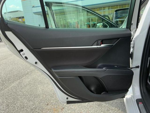 カムリ Ｇ　新品タイヤ／サンルーフ／保証書／純正　ＳＤナビ／トヨタセーフティセンス／車線逸脱防止支援システム／パーキングアシスト　バックガイド／ヘッドランプ　ＬＥＤ／Ｂｌｕｅｔｏｏｔｈ接続／ＥＴＣ　バックカメラ（22枚目）