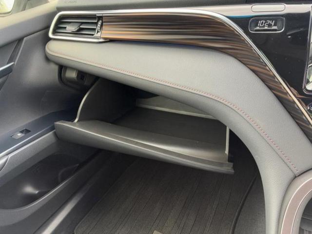 カムリ Ｇ　新品タイヤ／サンルーフ／保証書／純正　ＳＤナビ／トヨタセーフティセンス／車線逸脱防止支援システム／パーキングアシスト　バックガイド／ヘッドランプ　ＬＥＤ／Ｂｌｕｅｔｏｏｔｈ接続／ＥＴＣ　バックカメラ（23枚目）