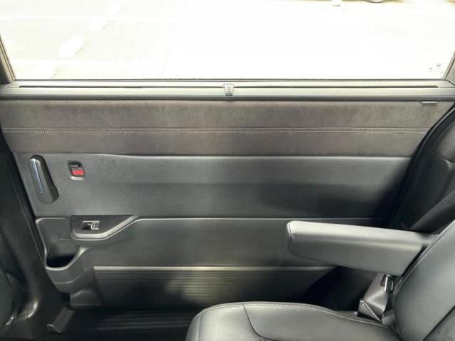 ステップワゴン スパーダプレミアムライン 新品タイヤ/保証書/純正 11インチ SDナビ/ホンダセンシング/両側電動スライドドア/シートヒーター 前席/マルチビューカメラシステム/車線逸脱防止支援システム/シート ハーフレザー バックカメラ(25枚目)