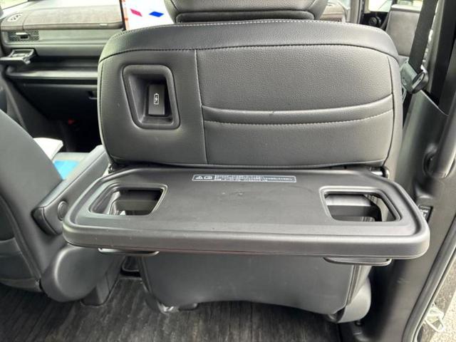 ステップワゴン スパーダプレミアムライン 新品タイヤ/保証書/純正 11インチ SDナビ/ホンダセンシング/両側電動スライドドア/シートヒーター 前席/マルチビューカメラシステム/車線逸脱防止支援システム/シート ハーフレザー バックカメラ(40枚目)