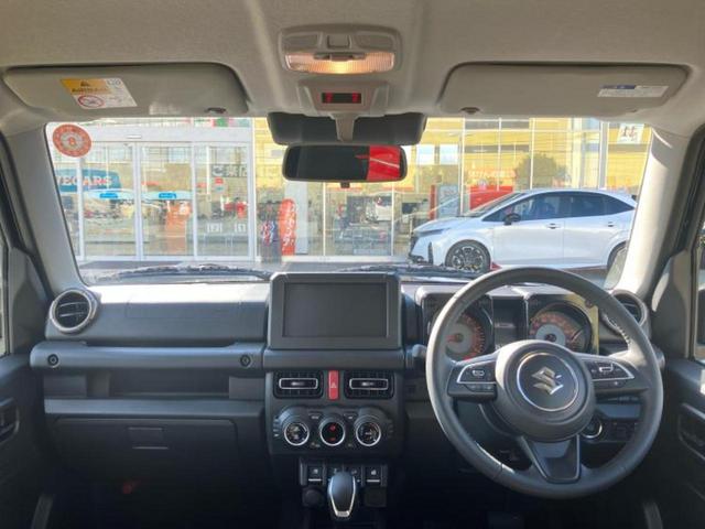 ジムニーノマド ４ＷＤ　ＦＣ　保証書／セーフティサポート（スズキ）／シートヒーター　前席／車線逸脱防止支援システム／ヘッドランプ　ＬＥＤ／ＥＢＤ付ＡＢＳ／横滑り防止装置／アイドリングストップ／クルーズコントロール／禁煙車　４ＷＤ（6枚目）