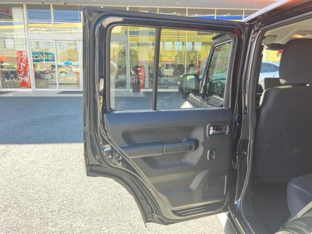 ジムニーノマド ４ＷＤ　ＦＣ　保証書／セーフティサポート（スズキ）／シートヒーター　前席／車線逸脱防止支援システム／ヘッドランプ　ＬＥＤ／ＥＢＤ付ＡＢＳ／横滑り防止装置／アイドリングストップ／クルーズコントロール／禁煙車　４ＷＤ（24枚目）