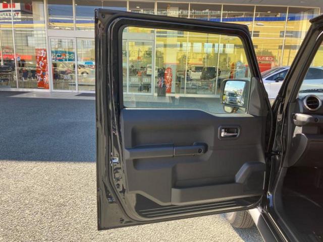 ジムニーノマド ４ＷＤ　ＦＣ　保証書／セーフティサポート（スズキ）／シートヒーター　前席／車線逸脱防止支援システム／ヘッドランプ　ＬＥＤ／ＥＢＤ付ＡＢＳ／横滑り防止装置／アイドリングストップ／クルーズコントロール／禁煙車　４ＷＤ（25枚目）