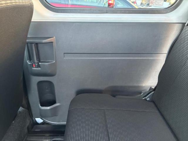 ハイゼットカーゴ クルーズターボ　保証書／社外　ＳＤナビ／衝突安全装置／車線逸脱防止支援システム／ドライブレコーダー　社外／ヘッドランプ　ＬＥＤ／Ｂｌｕｅｔｏｏｔｈ接続／ＥＢＤ付ＡＢＳ／横滑り防止装置／アイドリングストップ　ＤＶＤ再生（21枚目）