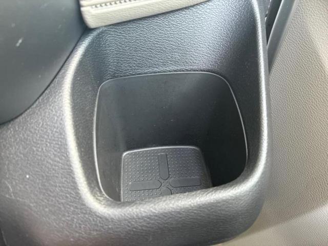 デイズ Ｂ　新品タイヤ／純正　ＳＤナビ／エマージェンシーブレーキ／車線逸脱防止支援システム／Ｂｌｕｅｔｏｏｔｈ接続／ＥＴＣ／ＥＢＤ付ＡＢＳ／横滑り防止装置／アイドリングストップ／バックモニター／フルセグＴＶ（32枚目）