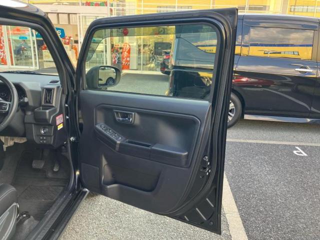 タフト Gターボクロムベンチャー 新品タイヤ/サンルーフ/保証書/純正 SDナビ/スマートアシスト(トヨタ・ダイハツ)/シートヒーター 前席/車線逸脱防止支援システム/ドライブレコーダー 純正/ヘッドランプ LED バックカメラ(22枚目)