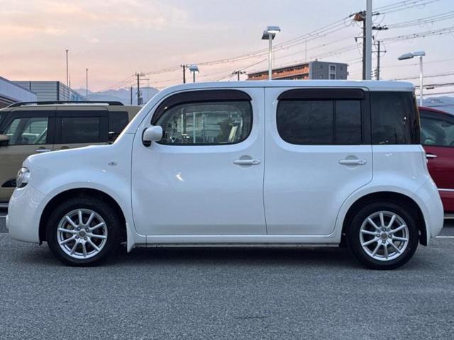 キューブ １５Ｘ　Ｖセレクションマイキューブ　保証書／社外　ＳＤナビ／ドライブレコーダー　社外／ヘッドランプ　ＨＩＤ／ＵＳＢジャック／Ｂｌｕｅｔｏｏｔｈ接続／ＥＴＣ／ＥＢＤ付ＡＢＳ／横滑り防止装置／アイドリングストップ／バックモニター　ＤＶＤ再生（2枚目）