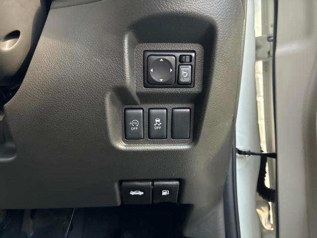 キューブ １５Ｘ　Ｖセレクションマイキューブ　保証書／社外　ＳＤナビ／ドライブレコーダー　社外／ヘッドランプ　ＨＩＤ／ＵＳＢジャック／Ｂｌｕｅｔｏｏｔｈ接続／ＥＴＣ／ＥＢＤ付ＡＢＳ／横滑り防止装置／アイドリングストップ／バックモニター　ＤＶＤ再生（28枚目）