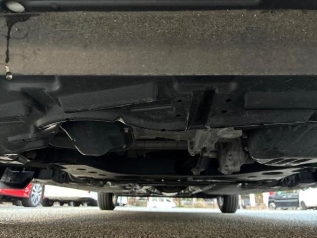 キューブ １５Ｘ　Ｖセレクションマイキューブ　保証書／社外　ＳＤナビ／ドライブレコーダー　社外／ヘッドランプ　ＨＩＤ／ＵＳＢジャック／Ｂｌｕｅｔｏｏｔｈ接続／ＥＴＣ／ＥＢＤ付ＡＢＳ／横滑り防止装置／アイドリングストップ／バックモニター　ＤＶＤ再生（43枚目）