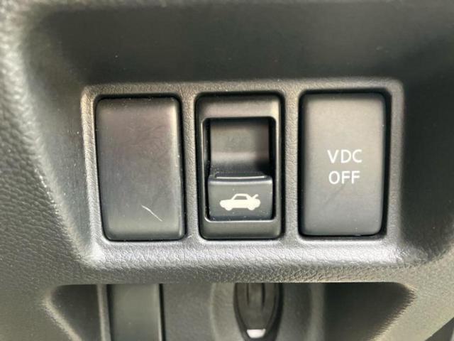 スカイライン ２５０ＧＴ　純正　ＳＤナビ／シート　ハーフレザー／ヘッドランプ　ＨＩＤ／ＥＴＣ／ＥＢＤ付ＡＢＳ／バックモニター／フルセグＴＶ／ＤＶＤ／エアバッグ　運転席／エアバッグ　助手席／ＭＴモード付き　バックカメラ（30枚目）