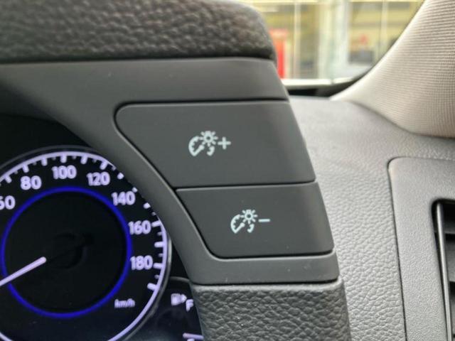 スカイライン ２５０ＧＴ　純正　ＳＤナビ／シート　ハーフレザー／ヘッドランプ　ＨＩＤ／ＥＴＣ／ＥＢＤ付ＡＢＳ／バックモニター／フルセグＴＶ／ＤＶＤ／エアバッグ　運転席／エアバッグ　助手席／ＭＴモード付き　バックカメラ（43枚目）