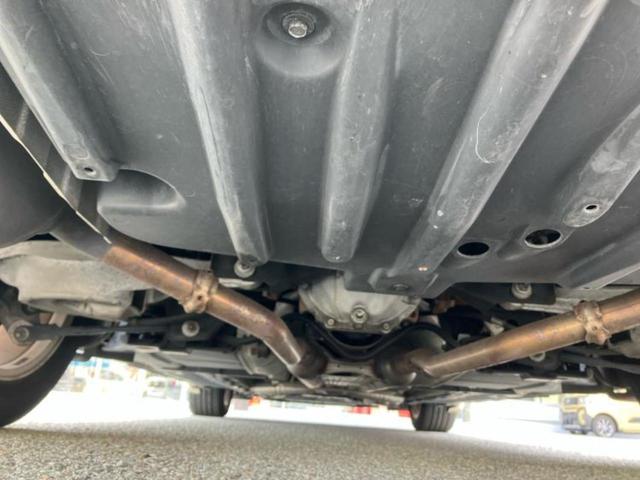 スカイライン ２５０ＧＴ　純正　ＳＤナビ／シート　ハーフレザー／ヘッドランプ　ＨＩＤ／ＥＴＣ／ＥＢＤ付ＡＢＳ／バックモニター／フルセグＴＶ／ＤＶＤ／エアバッグ　運転席／エアバッグ　助手席／ＭＴモード付き　バックカメラ（50枚目）