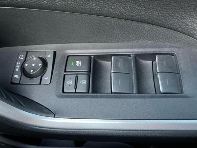 RAV4 4WDハイブリッドアドベンチャー 保証書/ディスプレイオーディオ+ナビ11インチ/トヨタセーフティセンス/シートヒーター/車線逸脱防止支援システム/シート 合皮/ドライブレコーダー 純正/ヘッドランプ LED 衝突被害軽減システム(32枚目)