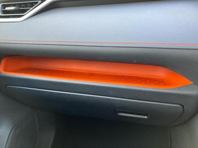 RAV4 4WDハイブリッドアドベンチャー 保証書/ディスプレイオーディオ+ナビ11インチ/トヨタセーフティセンス/シートヒーター/車線逸脱防止支援システム/シート 合皮/ドライブレコーダー 純正/ヘッドランプ LED 衝突被害軽減システム(39枚目)