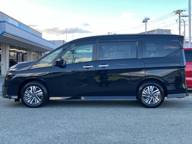 セレナ ハイウェイスターV 保証書/ディスプレイオーディオ+ナビ11インチ/インテリジェントルームミラー/衝突安全装置/両側電動スライドドア/シートヒーター 前席/アラウンドビューモニター/車線逸脱防止支援システム 全周囲カメラ(2枚目)