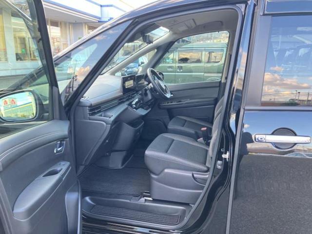 セレナ ハイウェイスターV 保証書/ディスプレイオーディオ+ナビ11インチ/インテリジェントルームミラー/衝突安全装置/両側電動スライドドア/シートヒーター 前席/アラウンドビューモニター/車線逸脱防止支援システム 全周囲カメラ(4枚目)