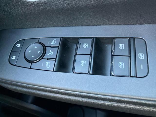 セレナ ハイウェイスターV 保証書/ディスプレイオーディオ+ナビ11インチ/インテリジェントルームミラー/衝突安全装置/両側電動スライドドア/シートヒーター 前席/アラウンドビューモニター/車線逸脱防止支援システム 全周囲カメラ(31枚目)