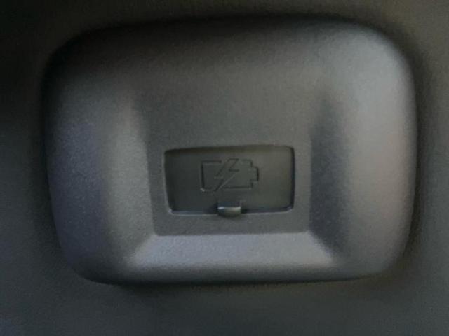 セレナ ハイウェイスターV 保証書/ディスプレイオーディオ+ナビ11インチ/インテリジェントルームミラー/衝突安全装置/両側電動スライドドア/シートヒーター 前席/アラウンドビューモニター/車線逸脱防止支援システム 全周囲カメラ(53枚目)