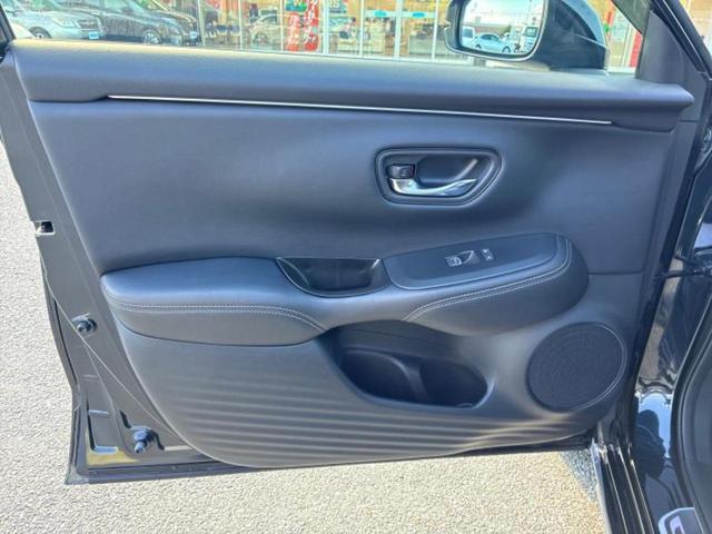 ZR-V 4WD eHEV Z BOSE/保証書/ディスプレイオーディオ+ナビ9インチ/ホンダセンシング/シートヒーター 前席/全方位モニター/車線逸脱防止支援システム/シート フルレザー/電動バックドア 革シート 全周囲カメラ(22枚目)