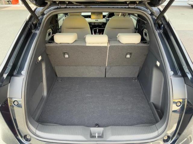 ヴェゼル ｅＨＥＶプレイ　新品タイヤ／ガラスルーフ／保証書／純正　ＳＤナビ／ホンダセンシング／シートヒーター　前席／マルチビューカメラシステム／車線逸脱防止支援システム／電動バックドア／ヘッドランプ　ＬＥＤ／ＵＳＢジャック（8枚目）