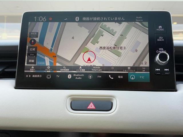 ヴェゼル ｅＨＥＶプレイ　新品タイヤ／ガラスルーフ／保証書／純正　ＳＤナビ／ホンダセンシング／シートヒーター　前席／マルチビューカメラシステム／車線逸脱防止支援システム／電動バックドア／ヘッドランプ　ＬＥＤ／ＵＳＢジャック（10枚目）