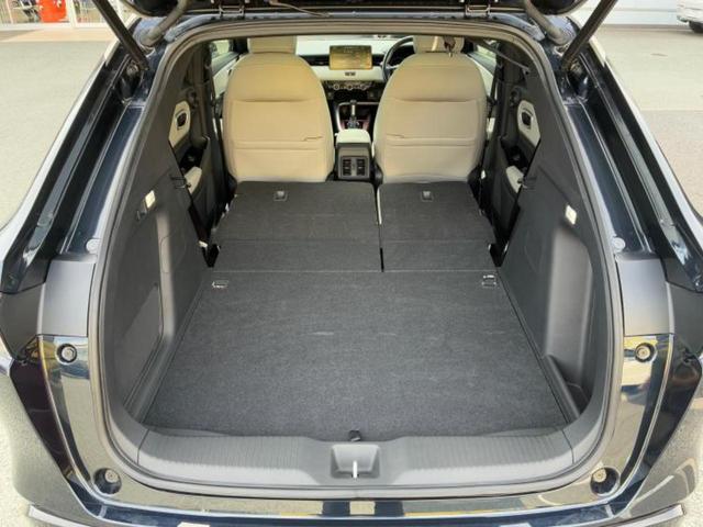 ヴェゼル ｅＨＥＶプレイ　新品タイヤ／ガラスルーフ／保証書／純正　ＳＤナビ／ホンダセンシング／シートヒーター　前席／マルチビューカメラシステム／車線逸脱防止支援システム／電動バックドア／ヘッドランプ　ＬＥＤ／ＵＳＢジャック（19枚目）